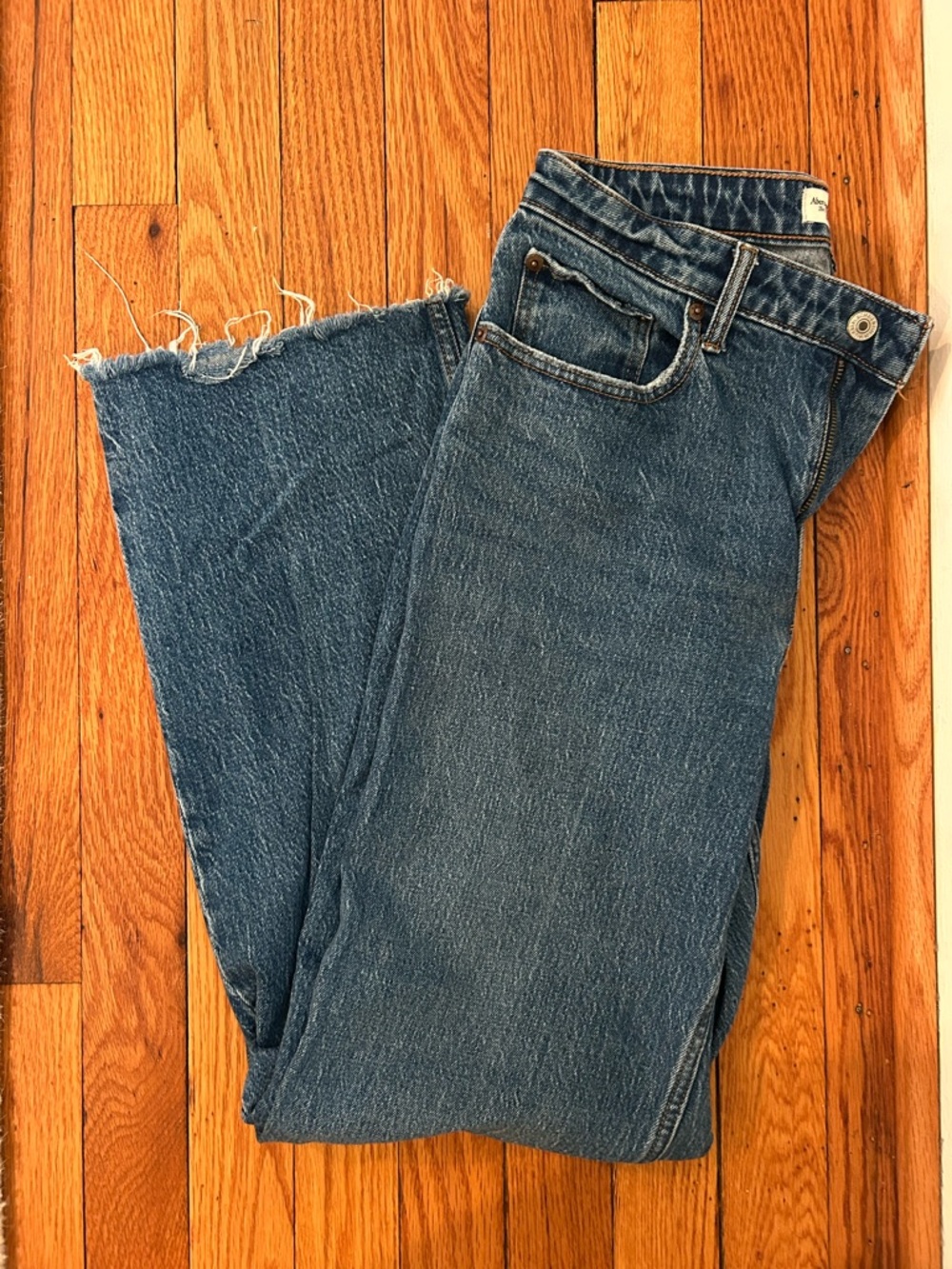 Abercrombie & Fitch Women's High-Rise Straight-Leg Denim — Medium Blue